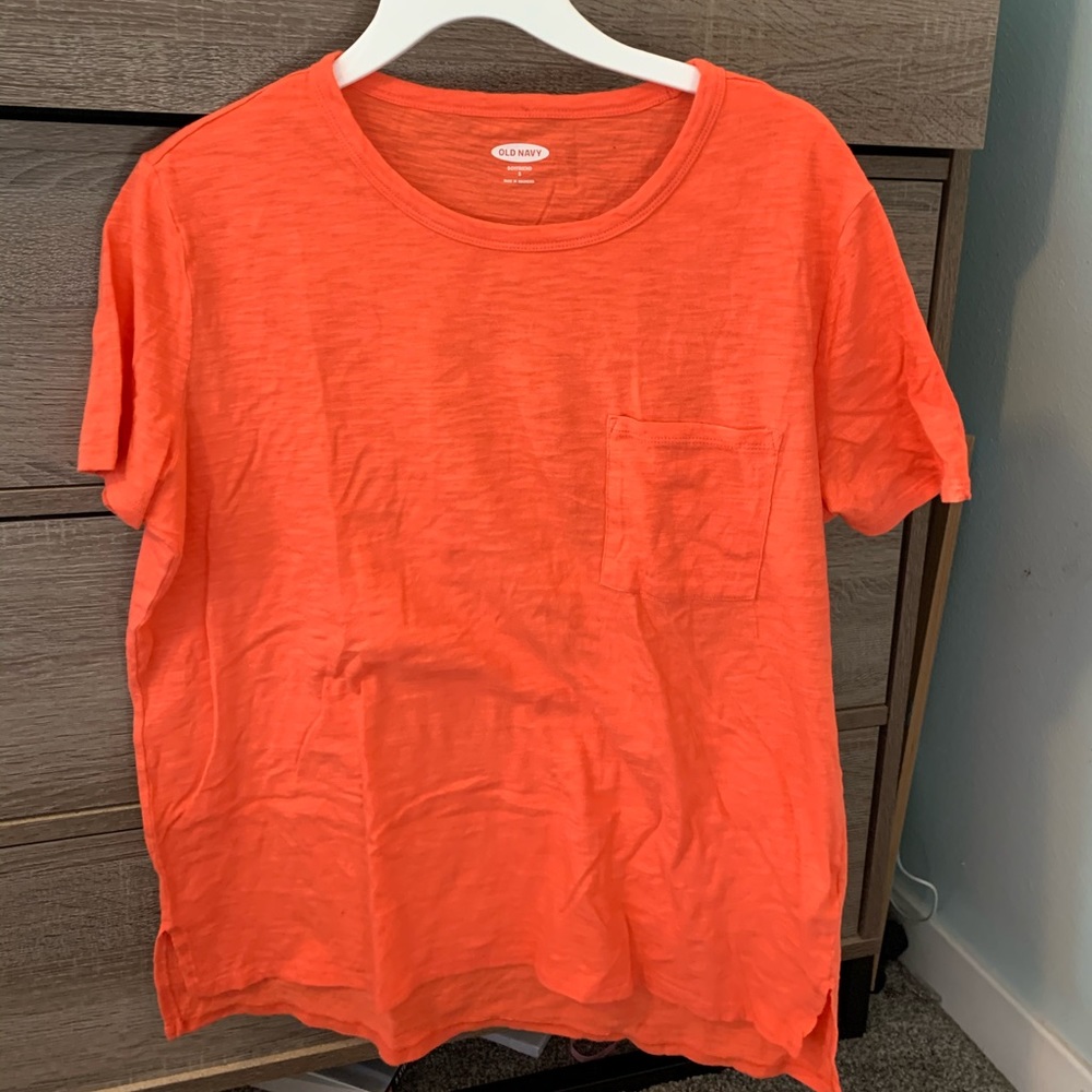 neon pink tshirt